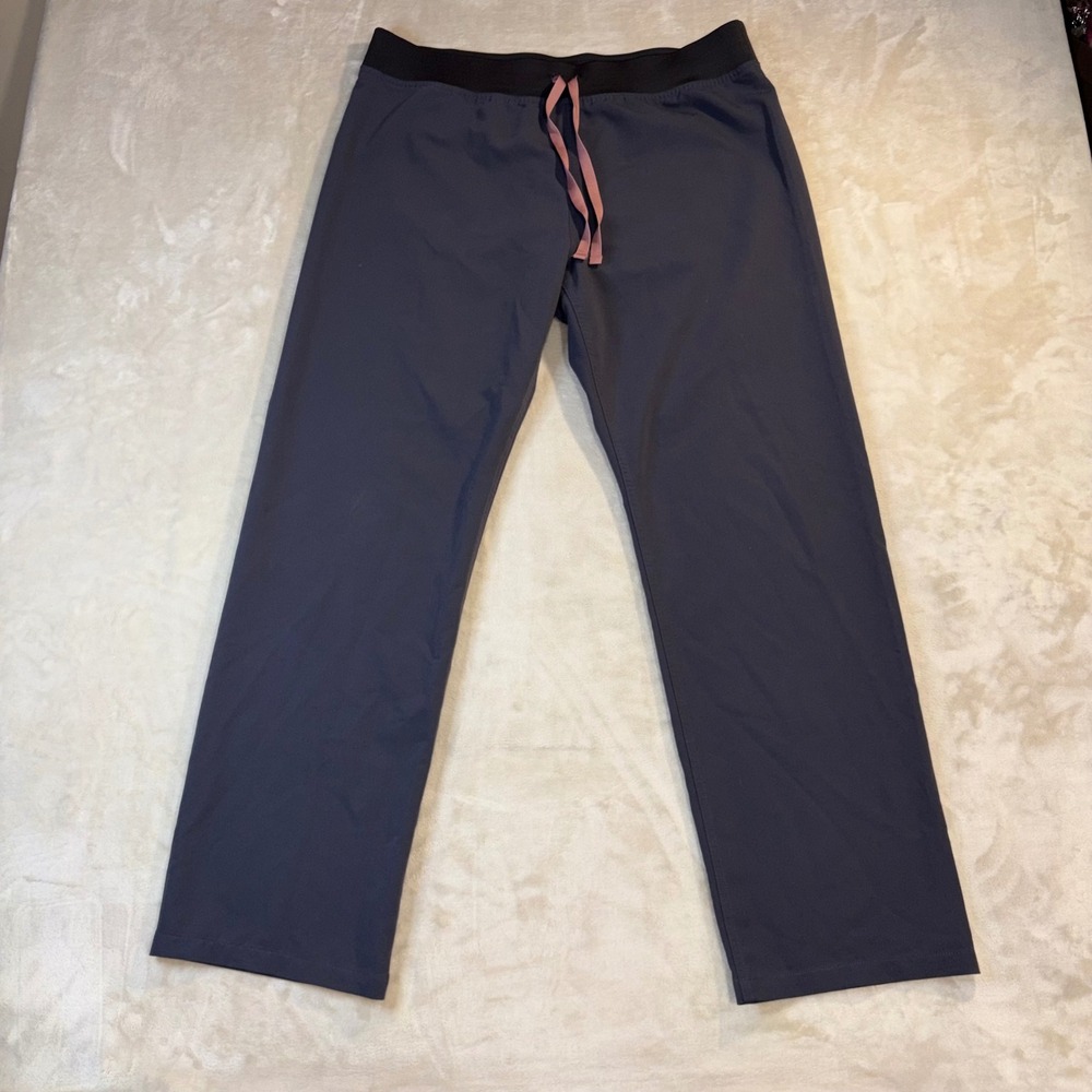 FIGS Technical Collection Scrub Pants Charcoal Gray Straight Leg W23SW2020 L